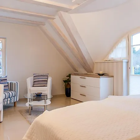 Fischerhus 度假居 *